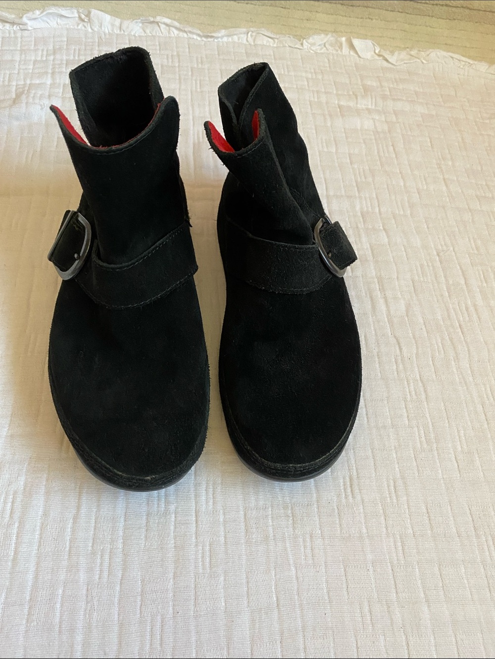 FITFLOP Women’s Black Suede Ankle Boots with Red Lining and Buckle